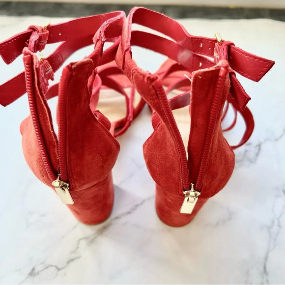 Bleecker & Bond Mindy Heels Womens Size 8 Cage Chunky Sandals Red Suede Strappy - Picture 5 of 12